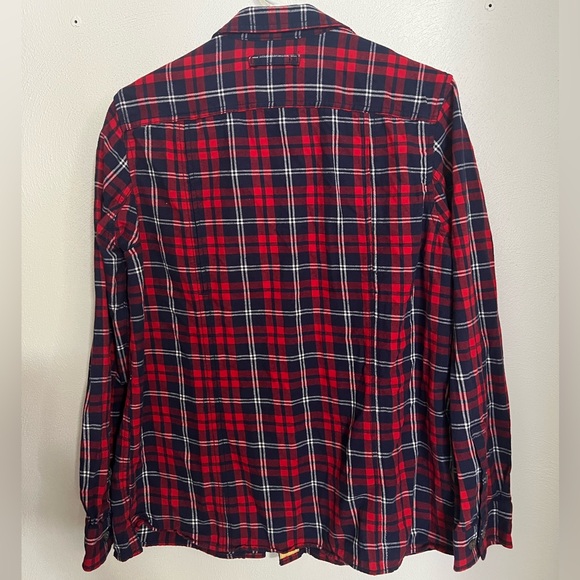 DULUTH TRADING Classic Long Sleeve Button Down Flannel Red Navy Blue Wms‎ Sz M - Picture 4 of 4